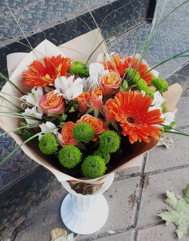 Букет цветов из: Герберы, Хризантемы, Альстромерии и Розы в Хохлово