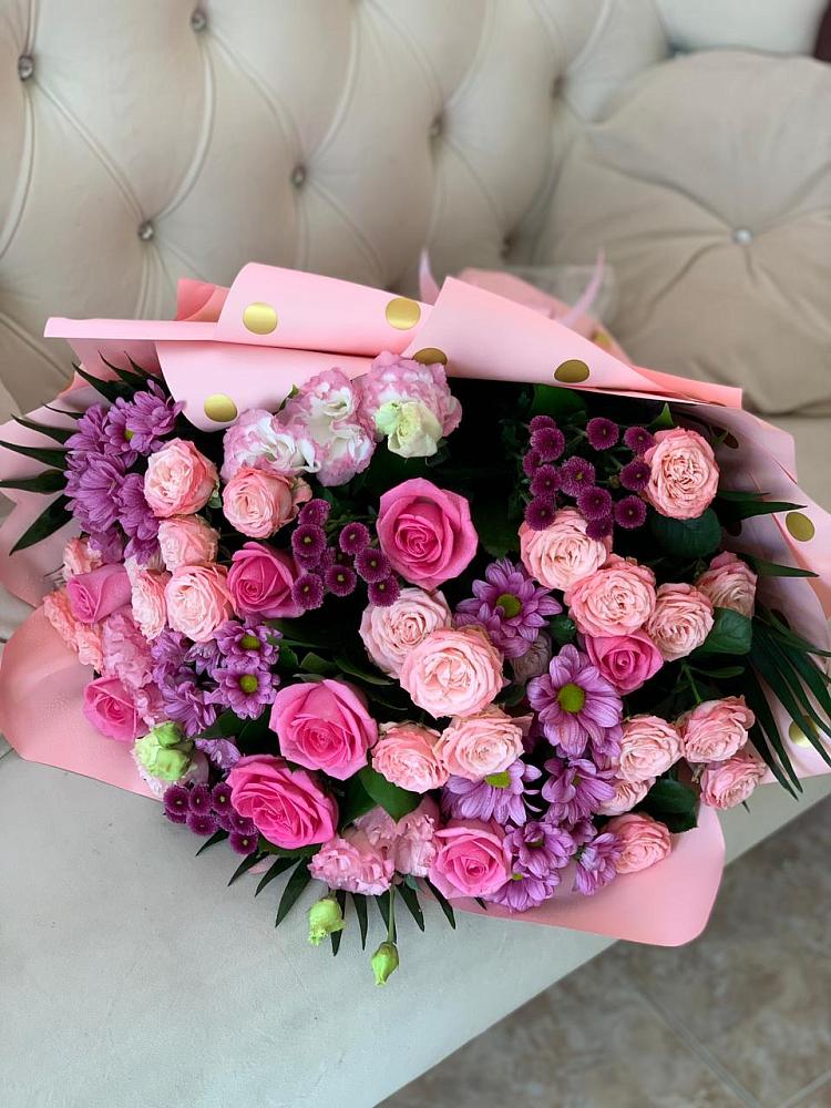 Букет цветов из: Хризантемы, Розы и Лизиантусы в Хохлово