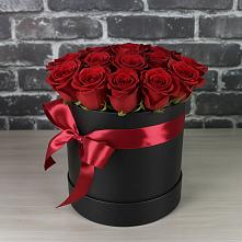 Цветочная композиция из Розы в шляпной коробке в Хохлово