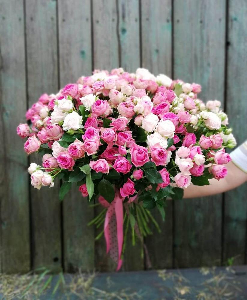 Букет Розовые кустовые розы Натали и Лав Лидия в Хохлово