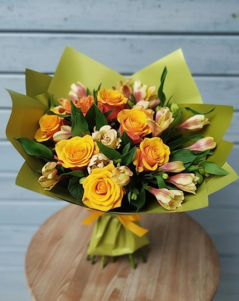 Букет цветов из: Альстромерии и Розы в Хохлово