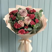 Букет цветов из:  Гвоздики и Розы в Хохлово