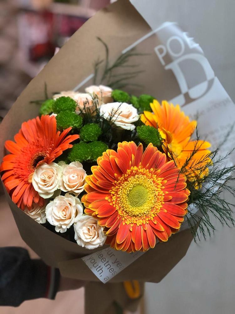 Букет цветов из: Герберы, Хризантемы и Розы в Хохлово